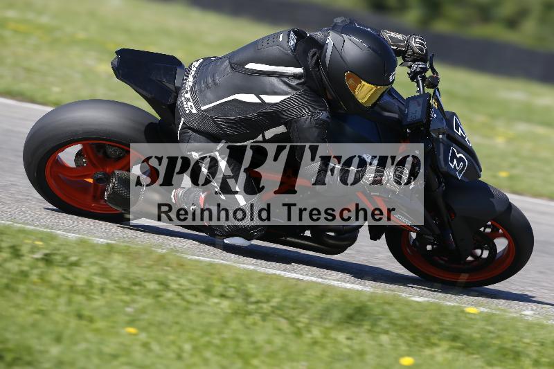 /54 19.09.2025 Speer Racing ADR/Gruppe gelb/33